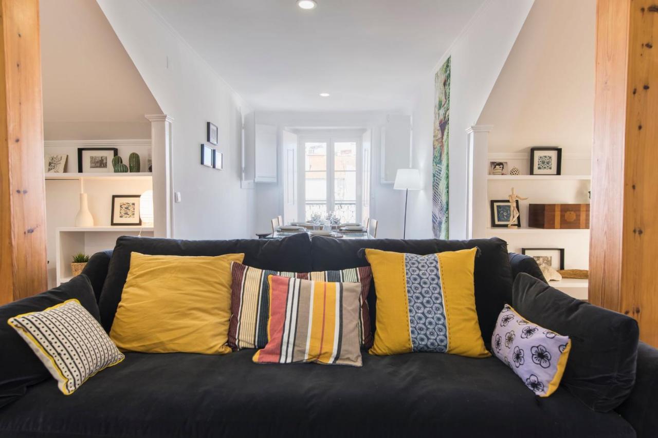 Lovelystay - Bairro Alto Terrace Wonder Лиссабон Экстерьер фото